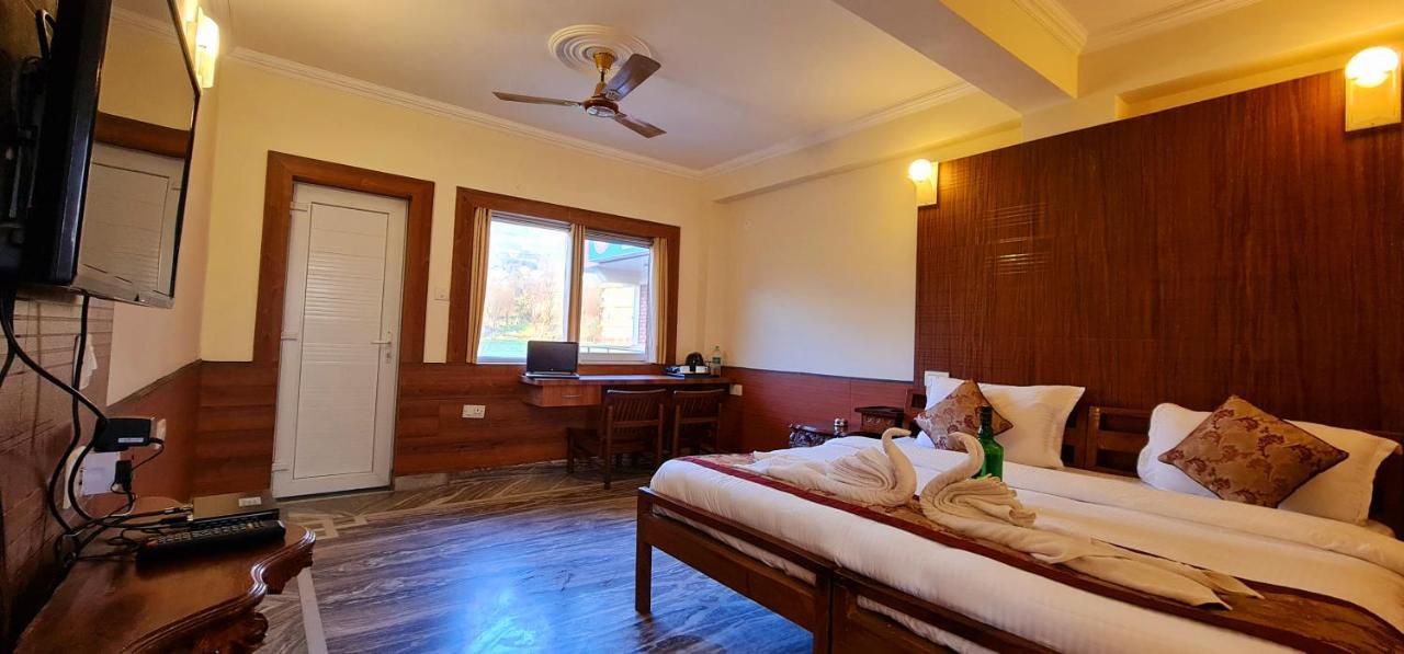 דרמסאלה Hotel Samdupling Himalayan Brothers מראה חיצוני תמונה
