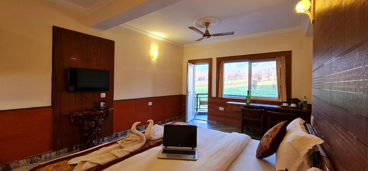 דרמסאלה Hotel Samdupling Himalayan Brothers מראה חיצוני תמונה